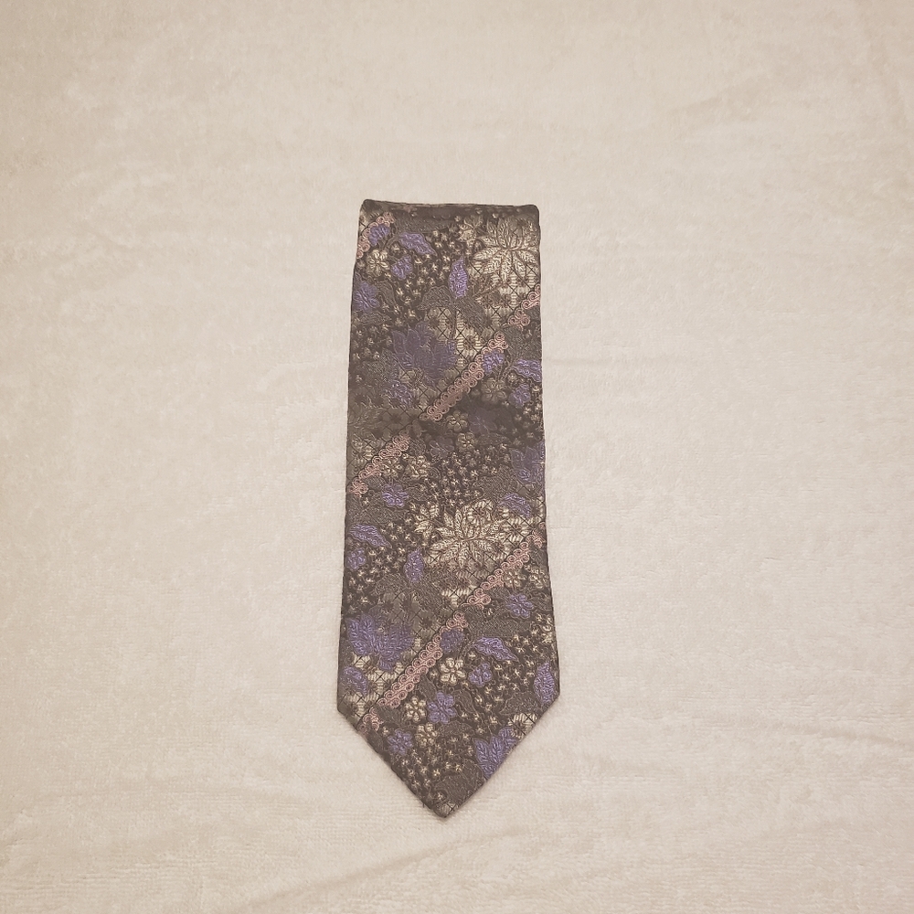 Ties - Picture 2 of 4